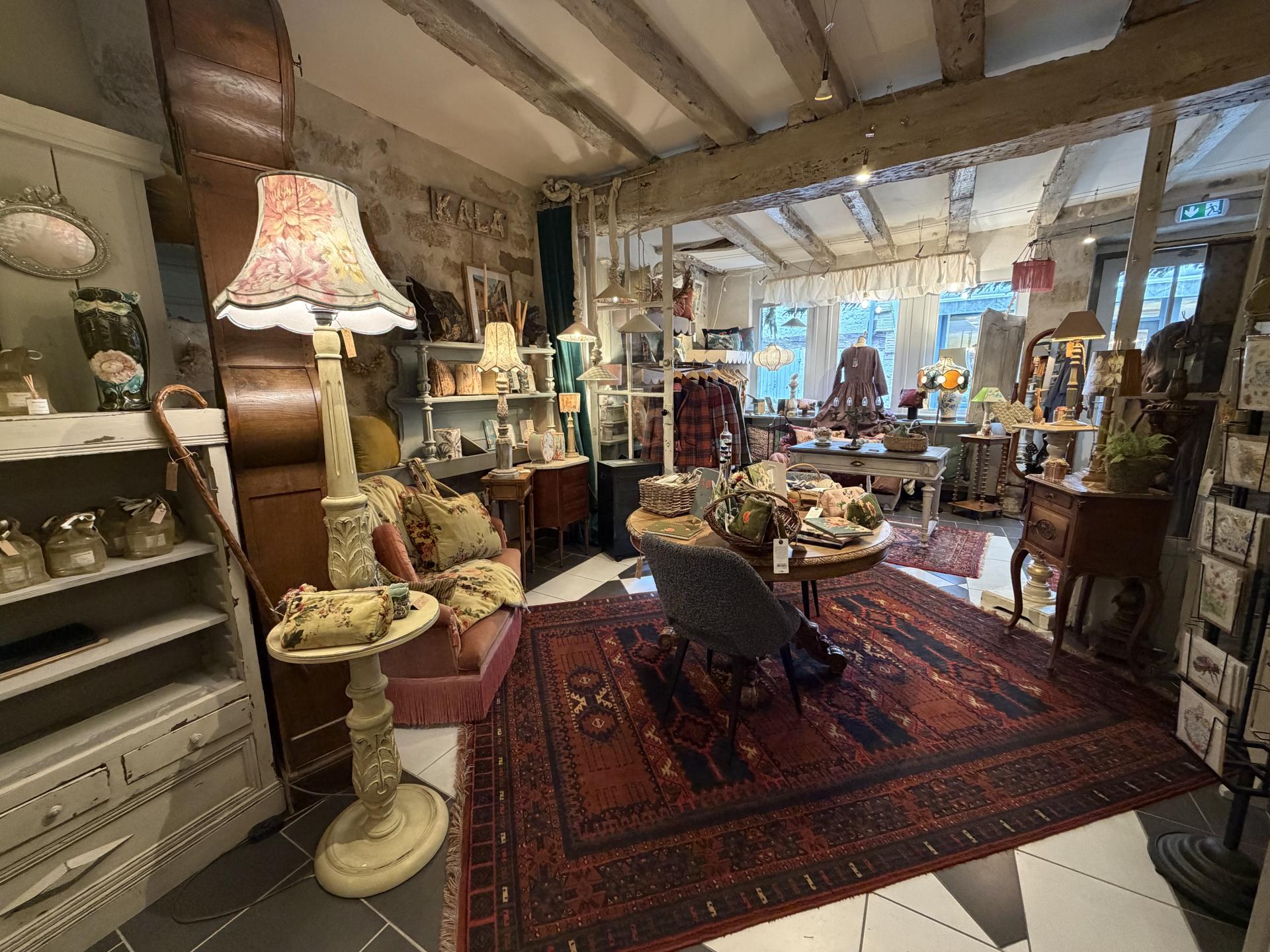 Concept store issigeac